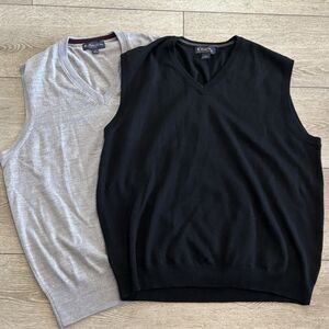 BROOKS BROTHERS Italian Merino Wool Mens Large V-Neck Sweater Vests Black Grey